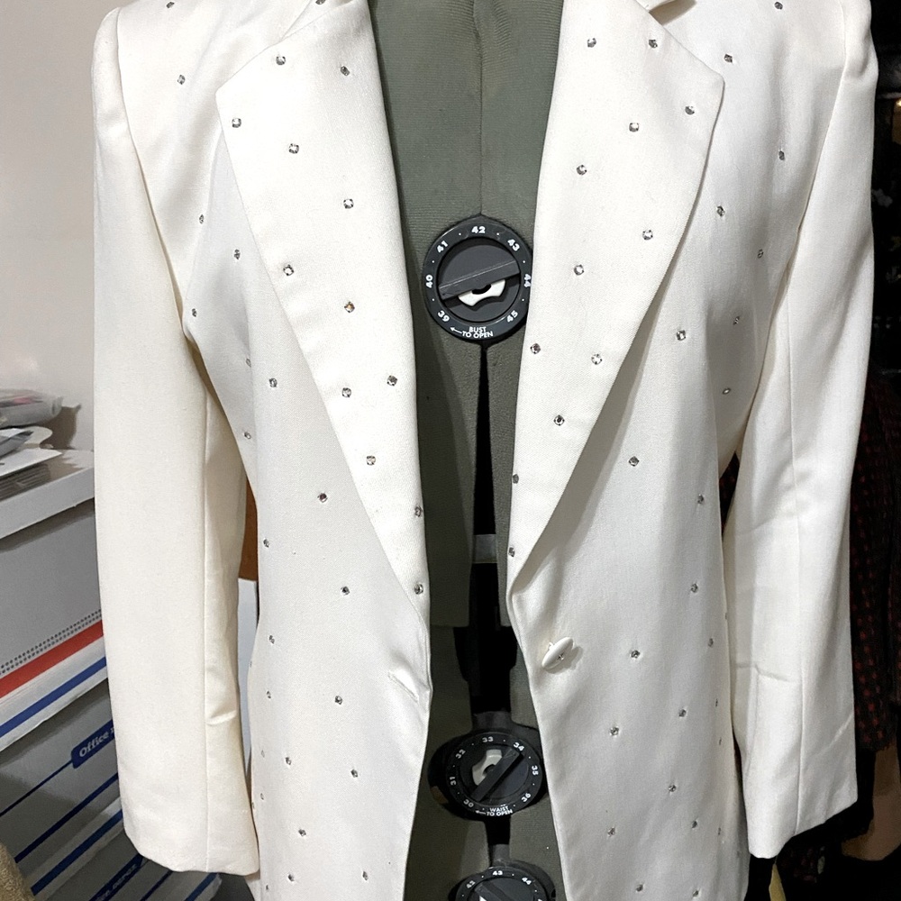Holli Michelle Off White BlazerJacket - Size 12